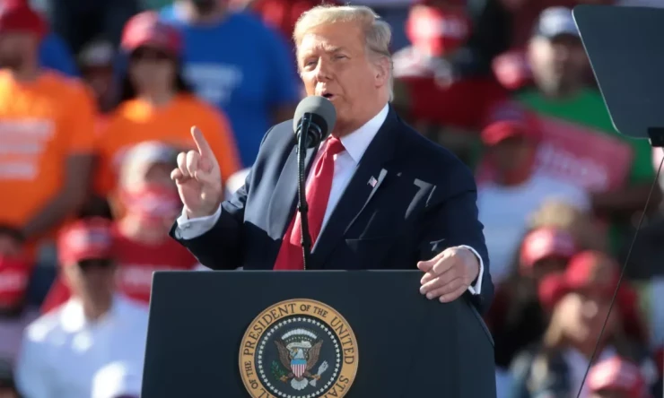 Elon Musk ve Donald Trump, Twitter anlaşması, başkanlık yaş sınırları konusunda kavga ediyor