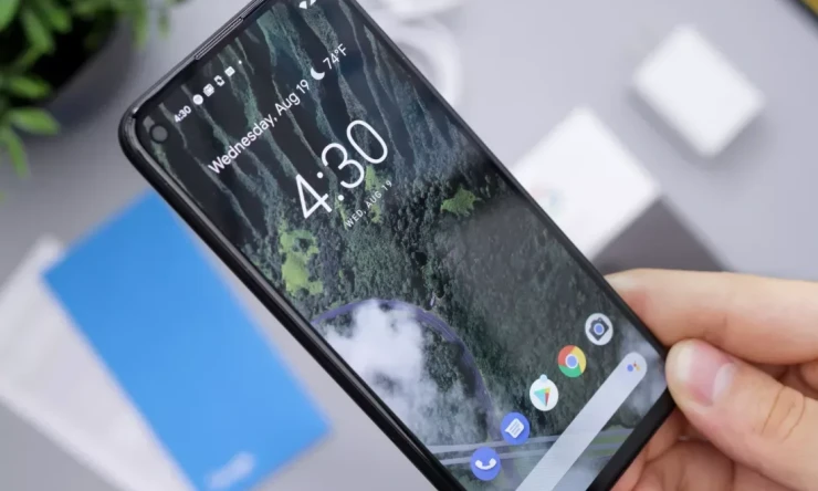 Tüketiciler bütçeleri sıkılaştırdıkça, küresel akıllı telefon pazarı üçüncü çeyrekte %9 düştü