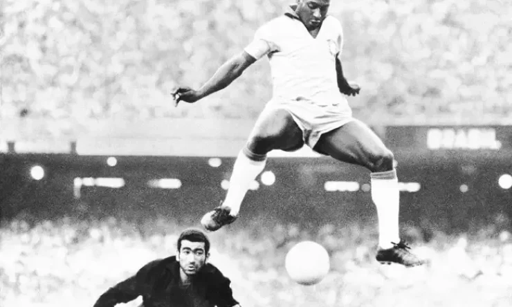 Futbol Efsanesi Pele 82 Yaşında Öldü