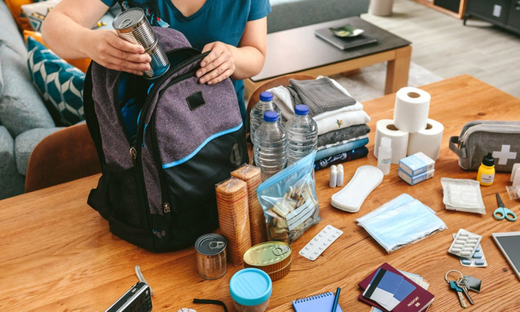 Deprem Çantası Hazırlama Rehberi: Hayatta Kalmanızı Sağlayacak Malzemeler