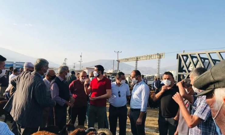Ateşli hastalık salgını: Iğdır hayvan pazarı kapandı