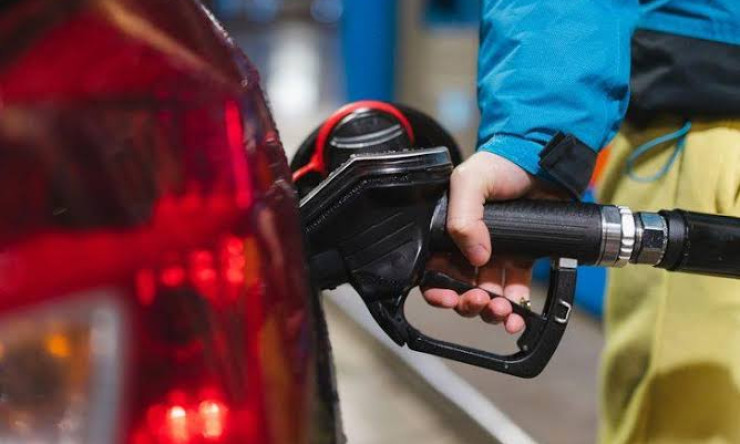 Petrol Fiyatlarındaki Dalgalanmalar ve Türkiye'deki Benzin Fiyatları