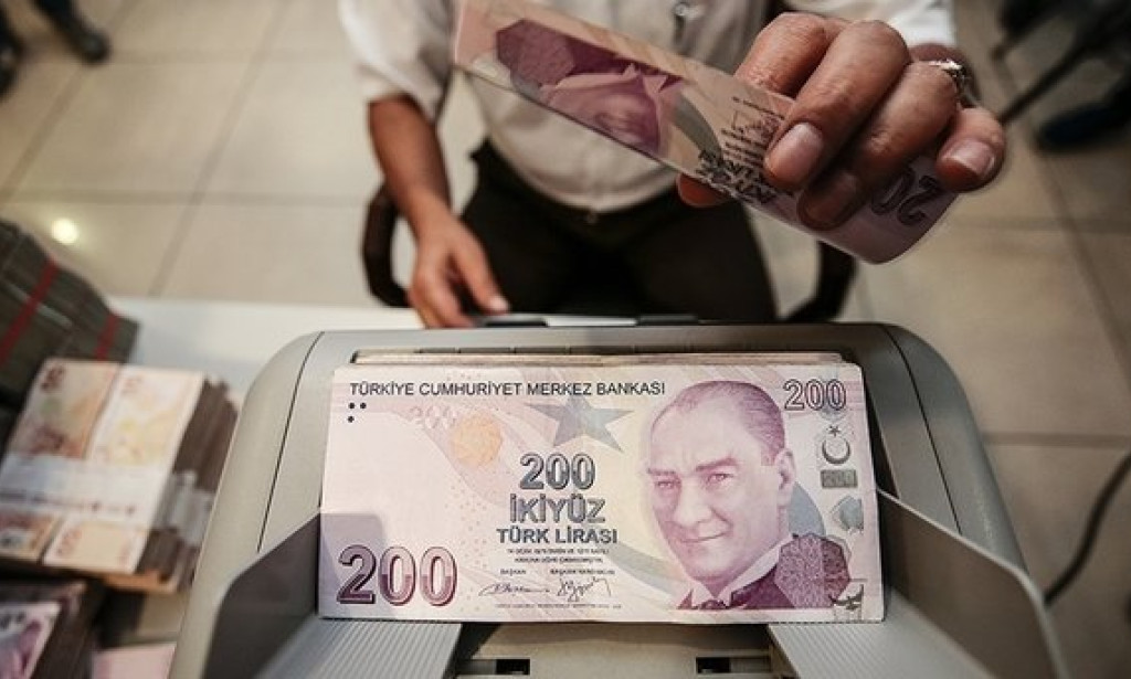 EYT Emeklilik Başvuruları Yoğunluk Oluşturuyor: SGK Personeli Yoğun Mesai Harcıyor