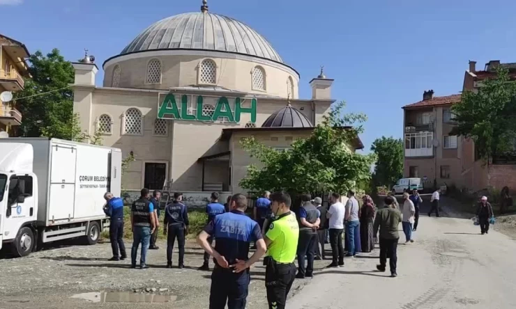 Çorum'da cami yıkımı protesto edildi