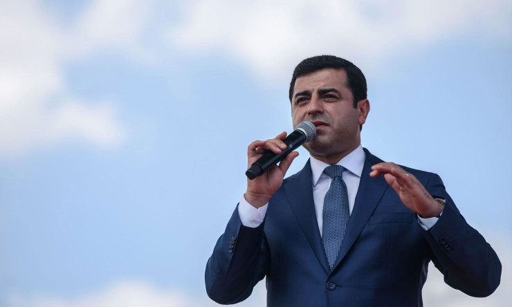 Selahattin Demirtaş’ın aktif siyaseti bıraktığını açıkladı