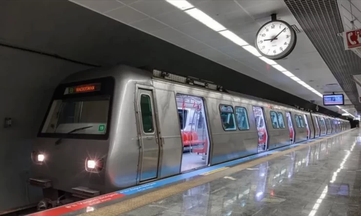 İstanbul'da Yaşanan Trafik Düzenlemesi: Metrolar Şişhane ve Taksim İstasyonlarında Durmayacak