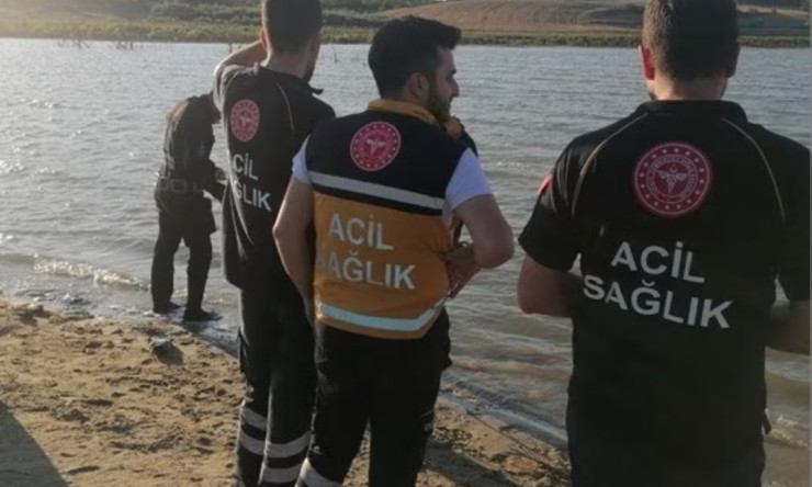 Silivri'de Acı Bir Olay: Serinlemek İçin Gölete Giren 3 Suriyeli Kardeşten 2'si Boğularak Hayatını Kaybetti