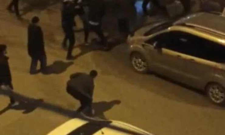 Iğdır'de iki rakip grup arasındaki mücadele saha savaşına benziyor