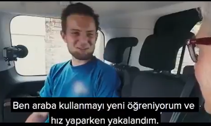 Belçika Polisi, Hız Yapan Sürücüleri Muhabbete Davet Ediyor