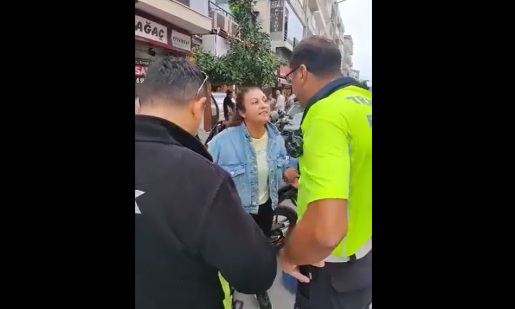 Kask Takmayan Motorcu, Polise Ters Tepki Gösterdi ve Tartışma Çıktı