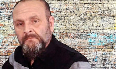 Karanlık Ve Düşünceler