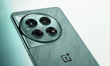 OnePlus 12 İncelemesi Güçlü Donanım ve Gelişmiş Kamera