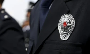 FETÖ ile bağlantısı tespit edilen 445 polis açığa alındı
