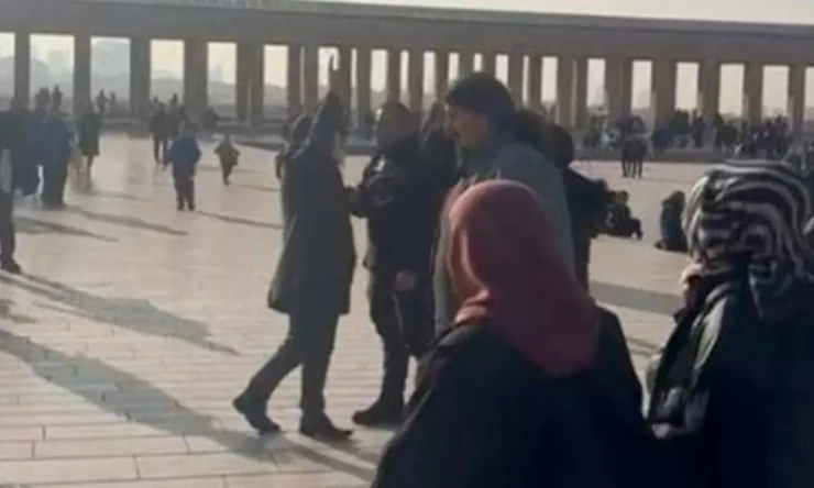 Anıtkabir’de Cumhuriyete Hakaret Eden Şüpheli Tutuklandı