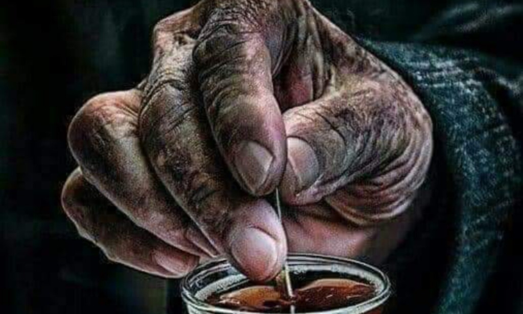 İnsanlık Haritasında Kaybolmuş Yollar: Değerlerin Erozyonu