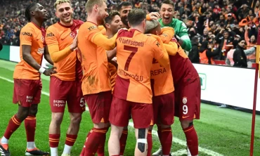 Galatasaray, Çaykur Rizespor’u 6-2 Mağlup Etti: Süper Lig’in 29. Haftasında İlklerin Gecesi