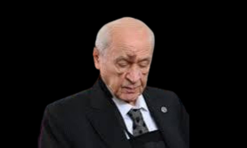 Kendi kendisini övenlere ne dersiniz? Zavallı Denir...