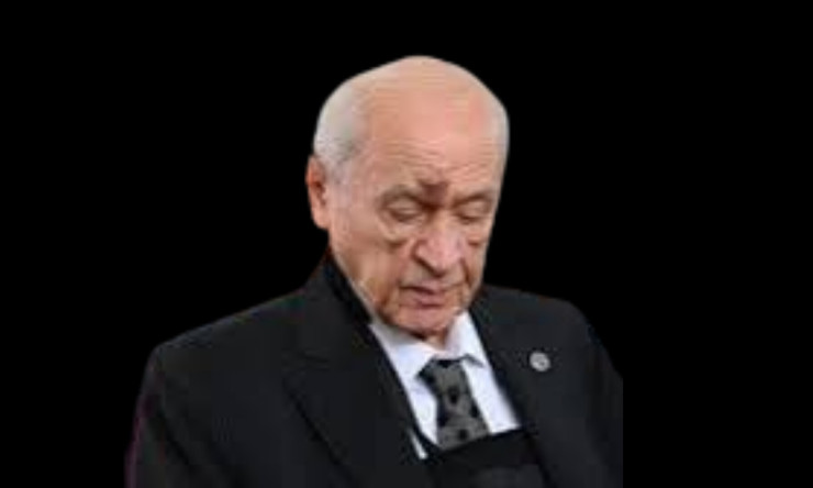 Kendi kendisini övenlere ne dersiniz? Zavallı Denir...