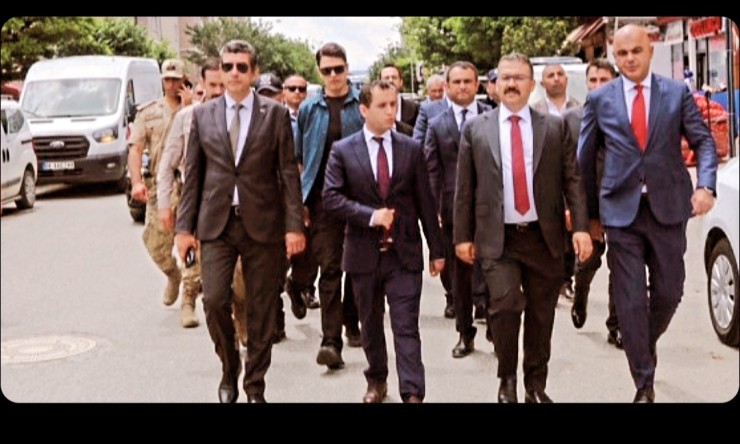 YSK Kararı Sonrası Gerginlik Sürüyor: Vali Tuzluca'da Krizi Yatıştırmaya Çalışıyor