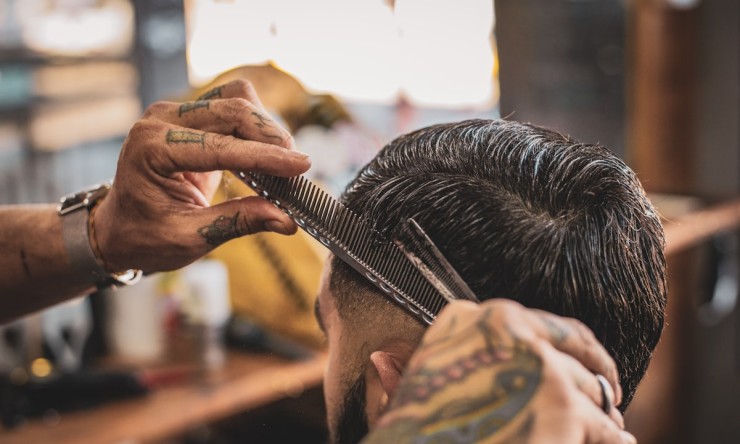 Berber ve Kuaförler İçin Haftalık Tatil Zorunluluğu Başladı