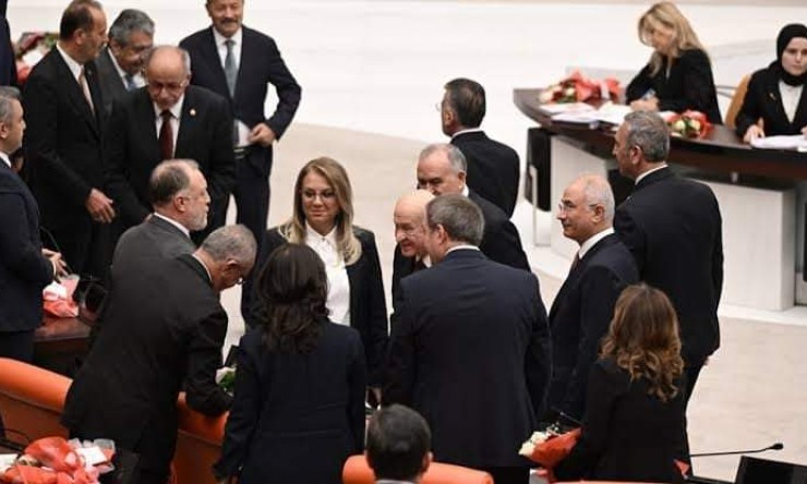 Bahçeli’den Sert Yanıt: "Barış ve Kardeşliği Tahkim Etmeliyiz"