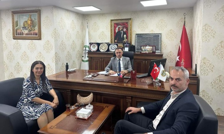 Güven Demirel’den Iğdır Barosu’nun Yeni Yönetimine Tebrik Ziyareti