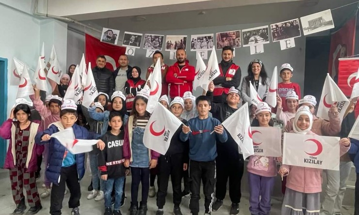 Kızılay Haftasında Başkan Doç. Dr. Ali İhsan Atalay'ın Önderliğinde Anlamlı Buluşma