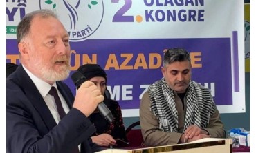 DEM Parti Iğdır İkinci Olağan İl Kongresinde Alya Akkuş ve Deniz Kaynar İl Eş Başkanlıklarına Seçildi