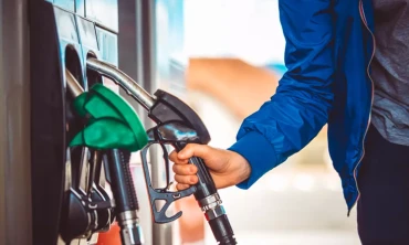 Akaryakıt Fiyatları Güncellendi: Benzin Pompaya Yansıdı, Motorin ve LPG İçin Zam Alarmı! (25 Mart 2025)