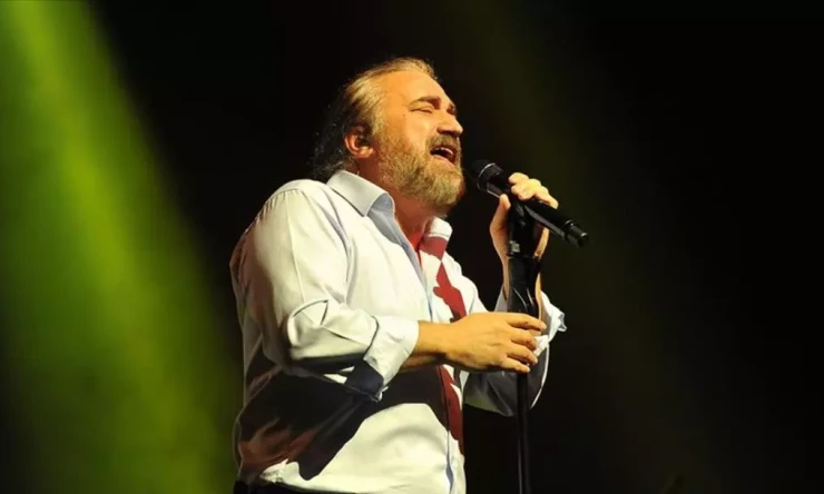 Volkan Konak'ın Ani Vefatı Türkiye'yi Yasa Boğdu: Ailesi Sosyal Medyadaki Çirkin Yorumlara Karşı Hukuki Süreç Başlatıyor