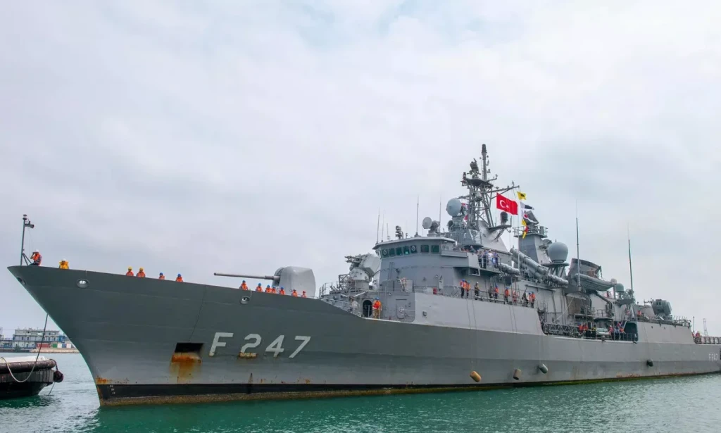 F-16 hamlesinin sonrasında, Türk savaş gemileri Somali’ye hareket etti.